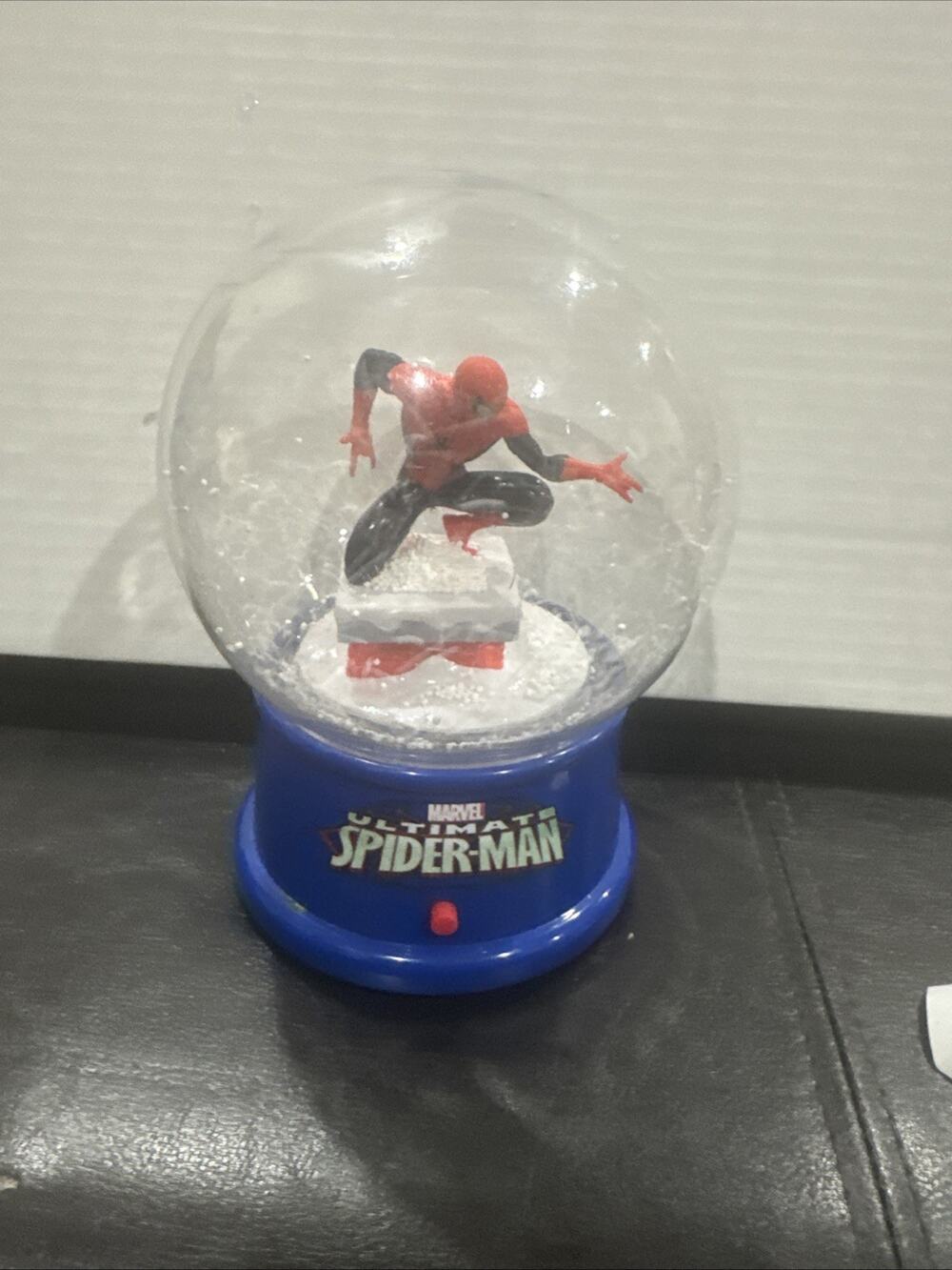 Marvel Ultimate Spider Man Dry Snow Globe Figure Works Blue Red Decor Toy